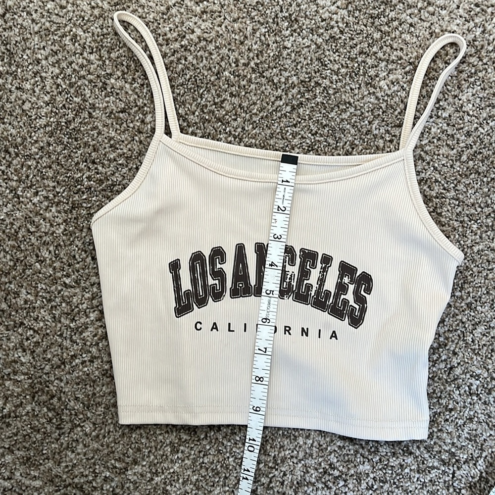 Shein crop top - Picture 5 of 5